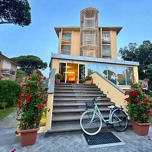 Florida Hotel