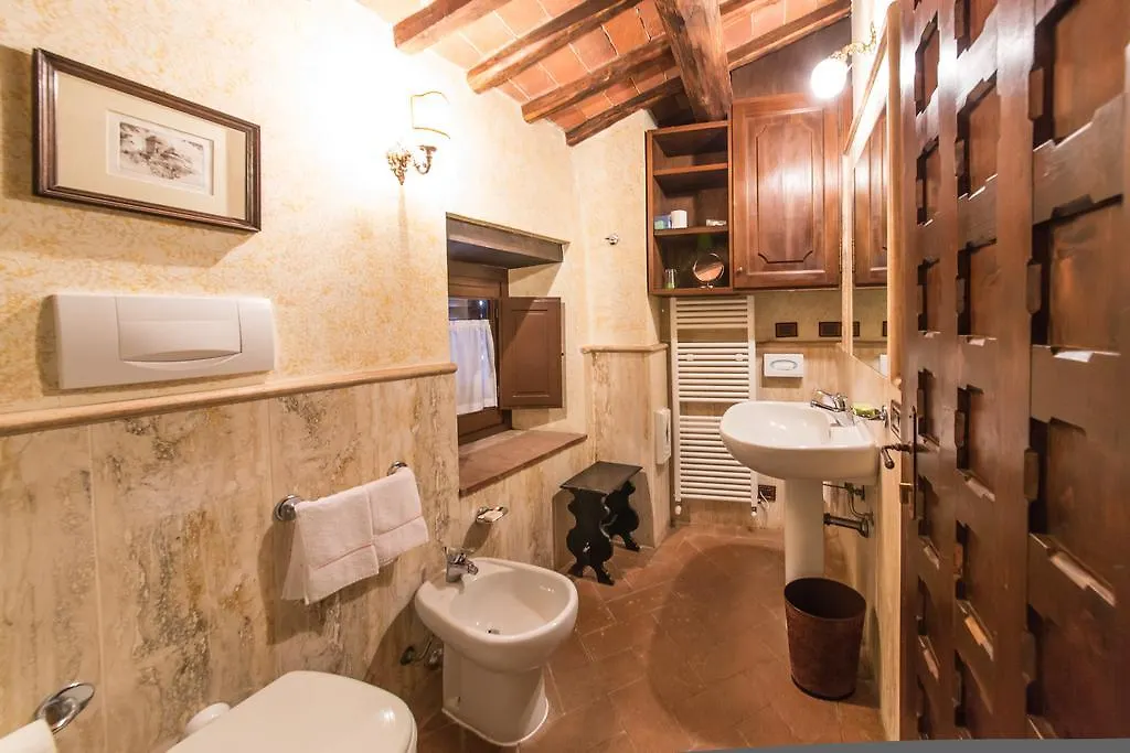 Castelletto Di Montebenichi Aparthotel Monte Benichi Italy