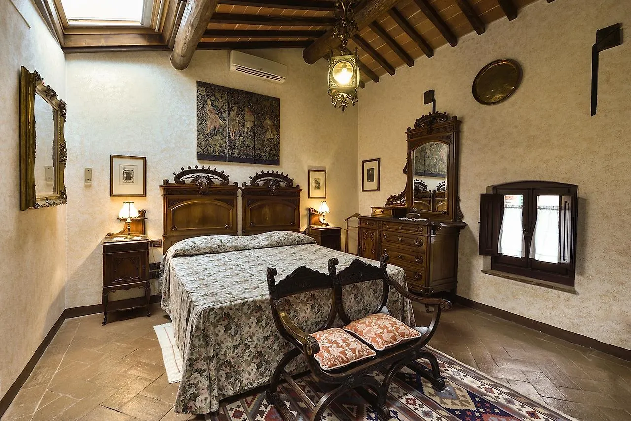 Castelletto Di Montebenichi Aparthotel Monte Benichi