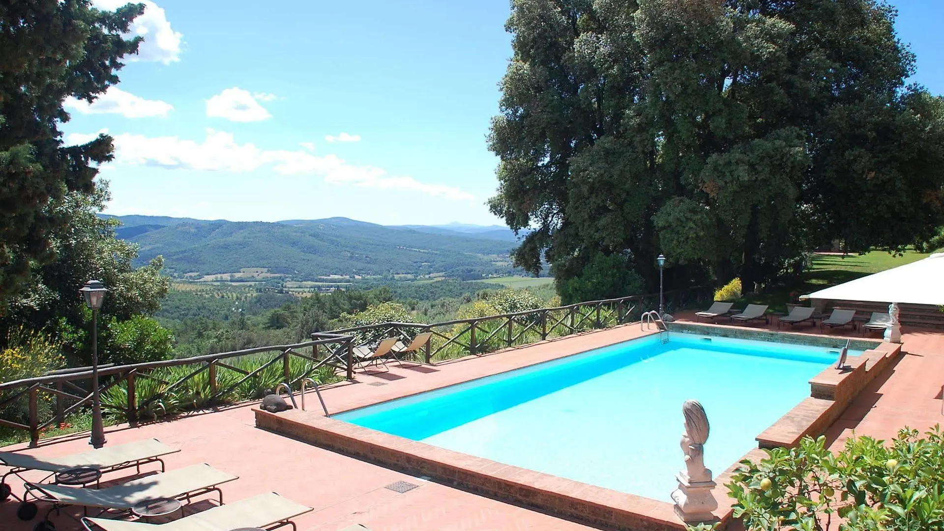 Castelletto Di Montebenichi Aparthotel Monte Benichi